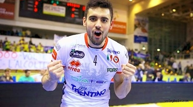 15. Arjantin'den dev bir yakışıklı: Sebastián Solé!