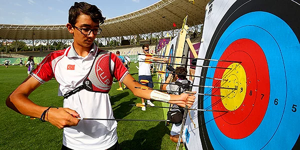 Rio 2016 Ya Alkislarla Veda Eden Genc Sporcumuz Mete Gazoz Onedio Com