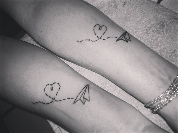 17. И помнить, что как бы далеко вас ни занесло, вы всегда будете чувствовать любовь вашей мамы