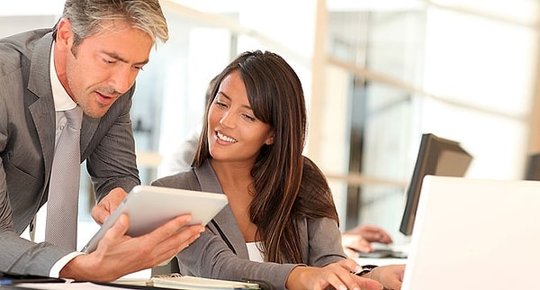 15. «Я переспал уже с тремя девушками на работе. Это лишь вопрос времени, когда одна из них заговорит. Я начальник»