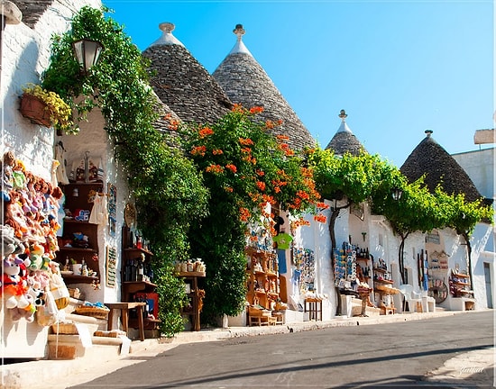 Sıra Dışı Mimarisiyle Aklınızı Başınızdan Alacak Yakışıklı İtalyan Kasabası: Alberobello