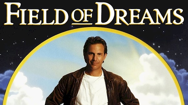 3. Он сыграл эпизодическую роль в "Поле его мечты"