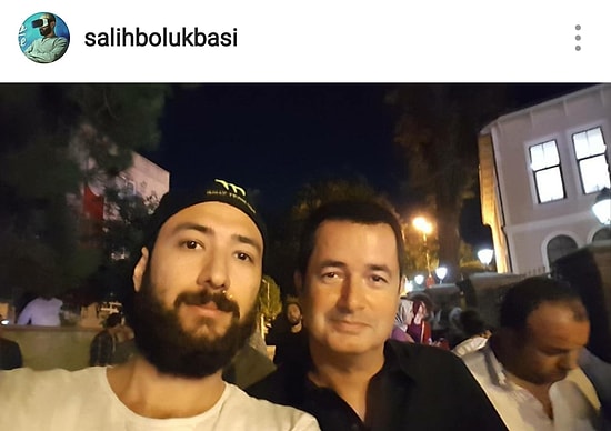 Demokrasi Nöbetini Fırsata Çevirerek Bulduğu Her Ünlü ile Fotoğraf Çektirip Paylaşan Adam