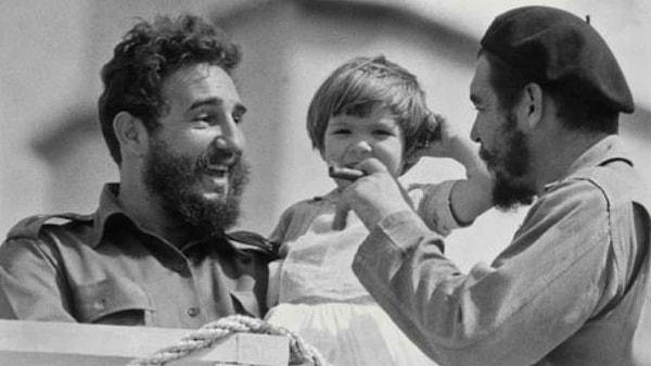 90 yaşındaki Castro, dünyadaki son Soğuk Savaş siyasi liderleri arasında