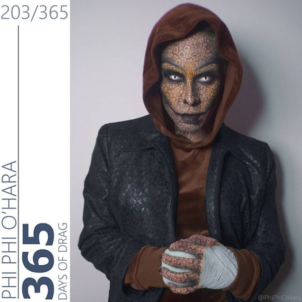 Her kostüm için 1 gününü ayıran Phi Phi için en zoru da tüm detaylarıyla bizzat ilgilendiği Killer Croc görünümü olmuş: