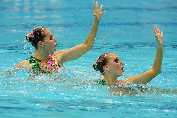 9. Поговорим с рукой?