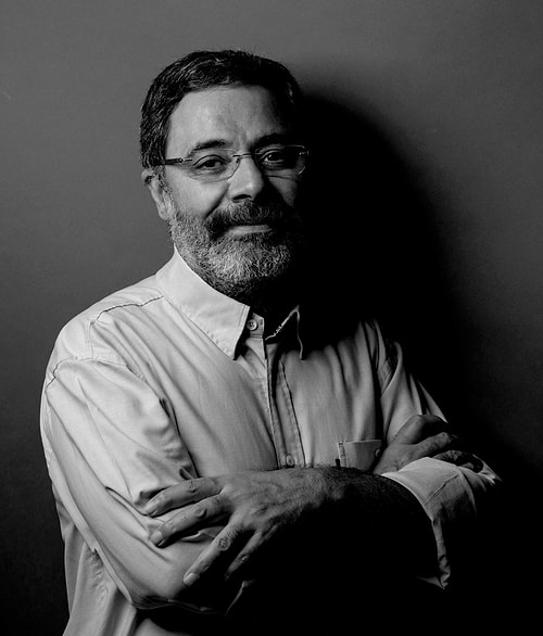 Yazar ve gazeteciler Erdoğan'ın gözaltına alınmasına tepki göstermişti