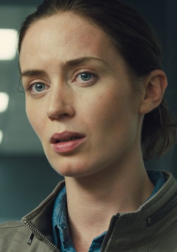 18. Kate Macer(Emily Blunt) - Demet Evgar