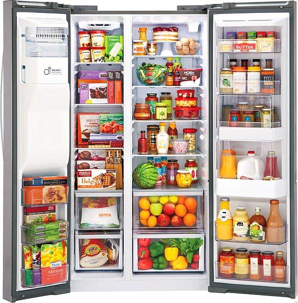 1. Buzdolabınızdaki kötü kokuları savabilir!