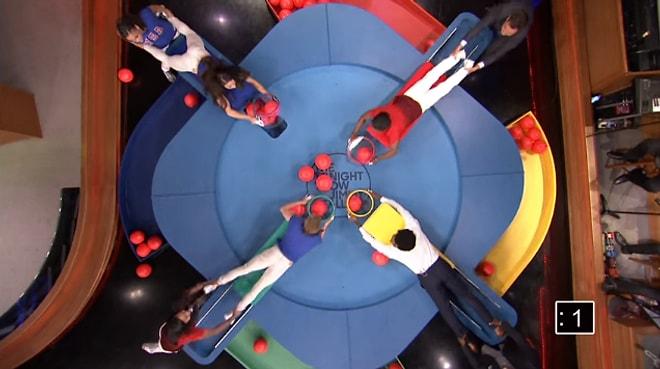 Jimmy Fallon, Amerikan Kadın Jimnastik Takımı ile 'Hungry Hungry Humans' Oyunu Oynadı
