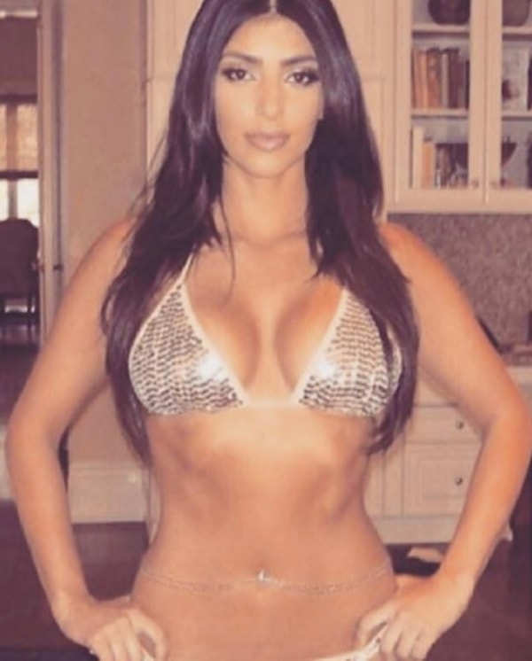 16. Даже купальники с блестками на ней смотрятся роскошно