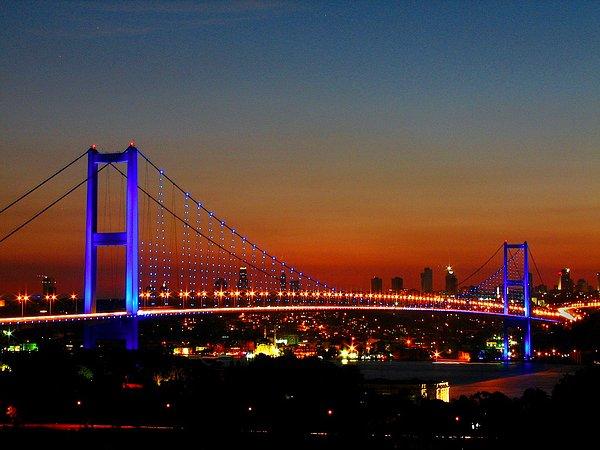 23. 15 Temmuz Şehitler Köprüsü - İstanbul, Türkiye
