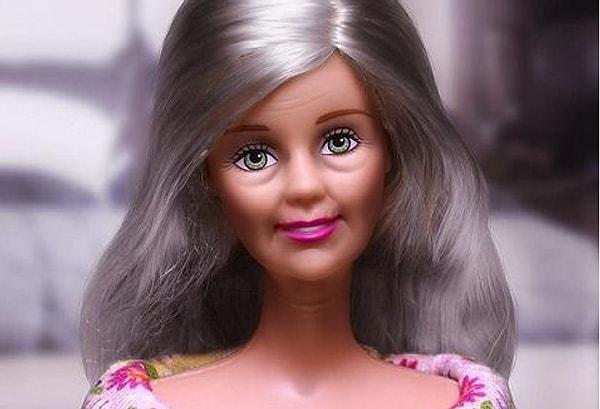 20. Barbie ismi “Barbara Millicent Roberts”ın kısaltması.