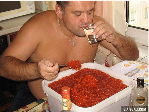 17. Какой же праздник без икры и водки!