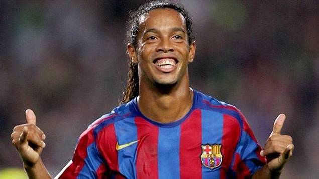 Meksikalı bir politikacı Ronaldinho'dan bahsederken 'maymun' kelimesini kullandı.
