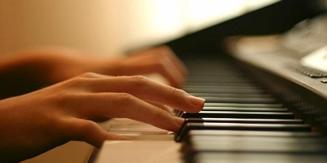 Piyano Sevdalılarına Özel: Büyüleyici Sesiyle Birbirinden Güzel 33 Şarkı