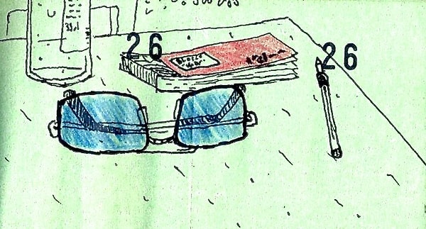 32. "Мои верные друзья: очки, тетрадка и ручка. Все 32 дня мы провели вместе".