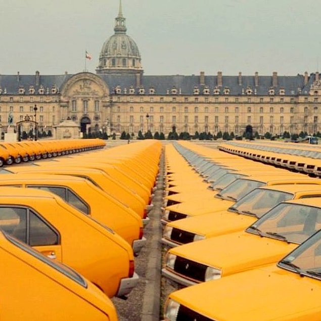 3. This yellow paradise is worth millions.