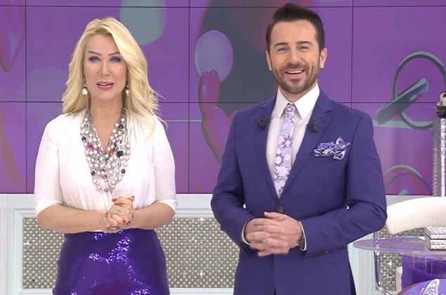 Gelelim Seda Sayan'a... O da pek çok program formatı denese de evlilik programı kadar tutanını görmedi. Yaklaşık 3 yıldır Uğur Arslan ile beraber sürdürdüğü izdivaç programı ile yeni sezona başladı.