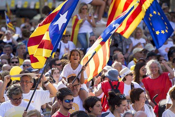 Barselona'da 540 bin kişi yürüdü