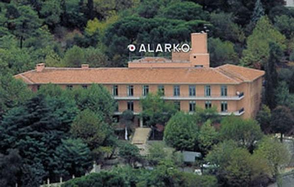 Bundan 19 yıl sonra 1973'te, Alarko holding haline geldi; ve 1974 yılında halka açıldı.
