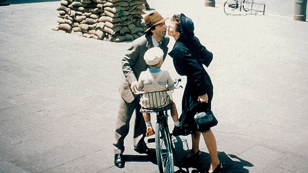 9. Жизнь прекрасна