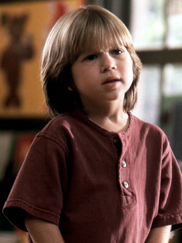 8. Джастин Купер