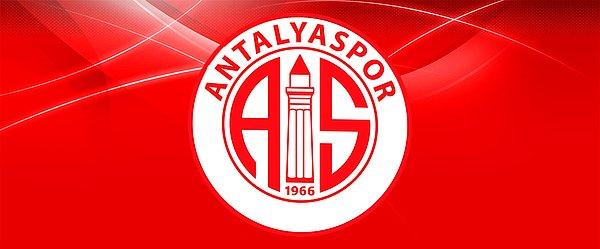 Antalyaspor'un resmi internet sitesinde ise bu açıklamaya yer verildi ve Eto'o'nun kadro dışı kaldığı belirtildi