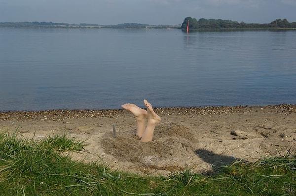 11. Kuma gömülmeye bayılırı-