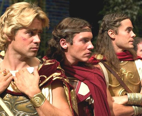 2004 yılı ve yine minik kaçamaklar... Güzel oyuncunun, Alexander filminin çekimleri sırasında Val Kilmer ve Jared Leto ile flörtleştiği söylendi.