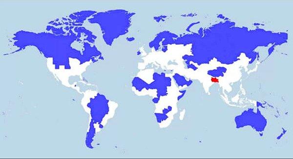2. Nüfus yoğunluğunu başka bir açıdan gösteren bu haritadaki mavi alanlarda dünya nüfusunun %5'lik kısmı yaşamaktadır. Aynı zamanda küçük kırmızı alanda, mavi alanlardakinin toplamı kadar insan yaşamaktadır.