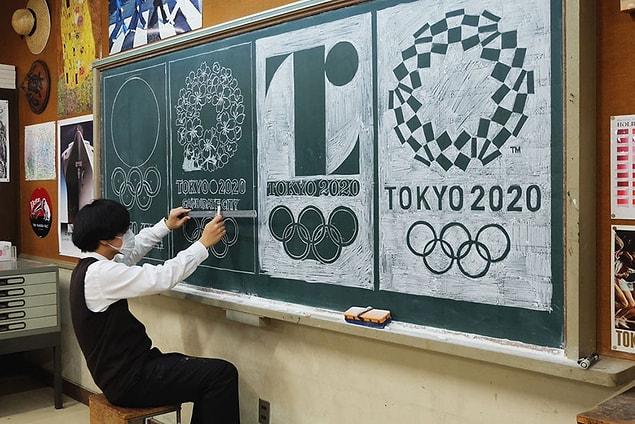 Also known as Hamacream, the Japanese teacher and graphic designer recreates world known art masterpieces on his blackboard.
