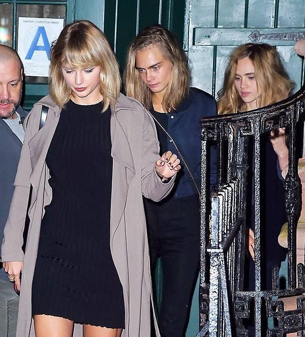 Güzel model, dün akşam ise Taylor Swift ve Suki Waterhouse ile New York'ta yemek yerken görüntülendi.
