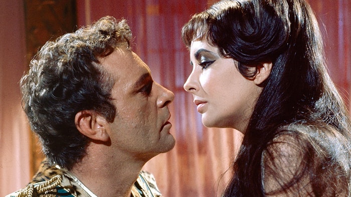 Yıllarca Konuşulan Bir Aşk Hikayesi: Elizabeth Taylor ve Richard Burton