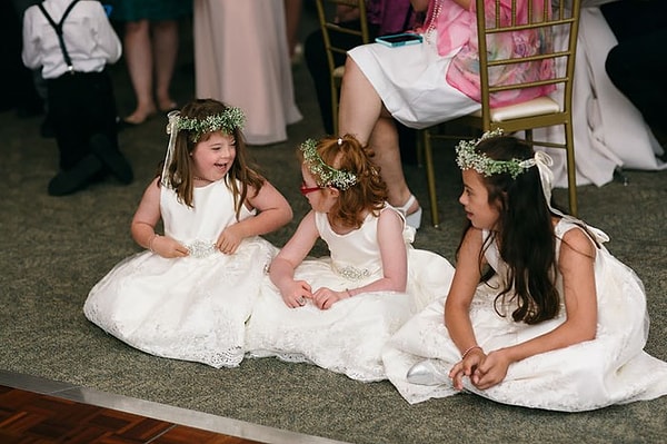 8. "Это было так невообразимо приятно... видеть их на своей свадьбе, праздновать главный день в моей жизни вместе с ними"