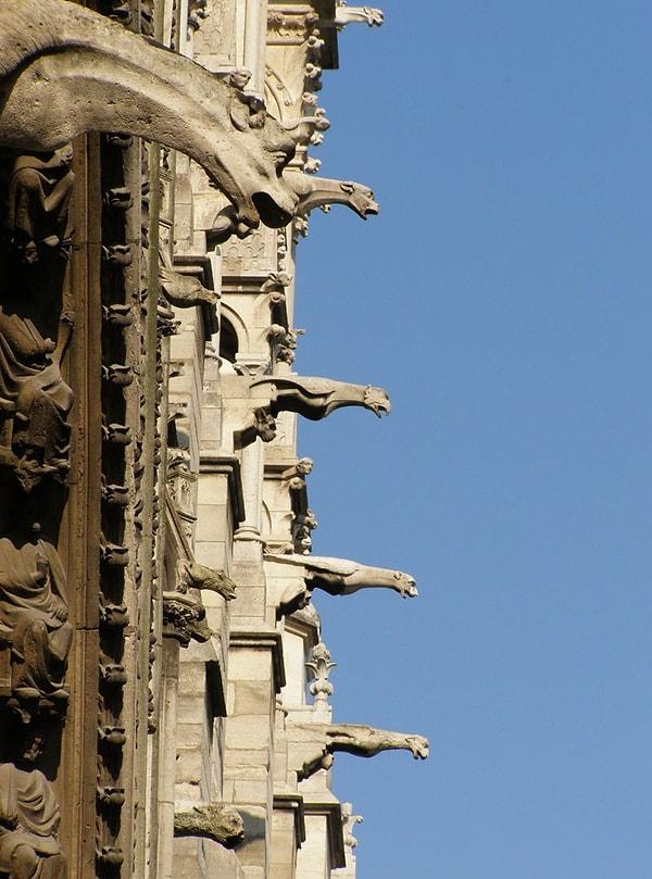 15. Notre Dame Katedrali, Paris, Fransa