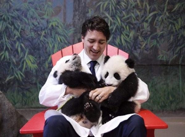 9. Hatta Kanada başbakanını bile çok sevebilirler 😍