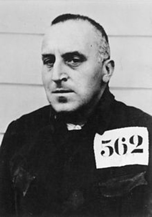 Günümüze kadar sadece 3 kişi hapisteyken Nobel Ödülü kazanmıştır.
