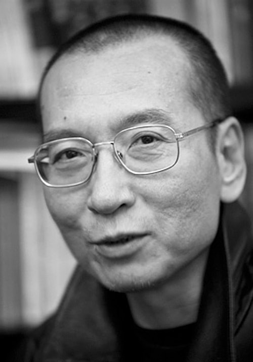 Günümüze kadar sadece 3 kişi hapisteyken Nobel Ödülü kazanmıştır.