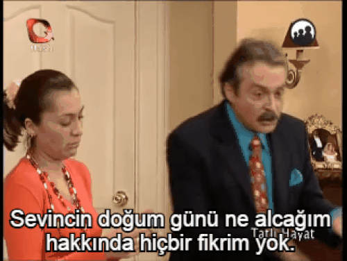 Ve o kişi, İhsan'a olan gıcığı ve sürekli laf sokuşlarıyla her eve lazım bir yardımcıydı: Menekşe!