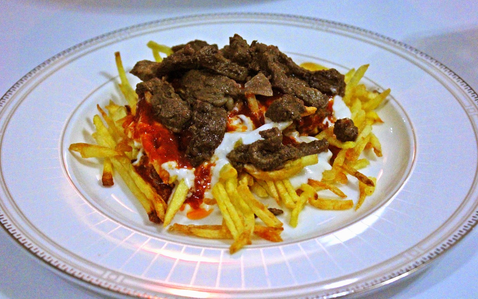 Tencerede Yenidünya Kebabı Yapılışı Tencerede Yenidünya Kebabı Yapılışı