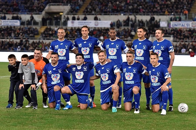 Cafu, Maradona, Totti bir takımda,