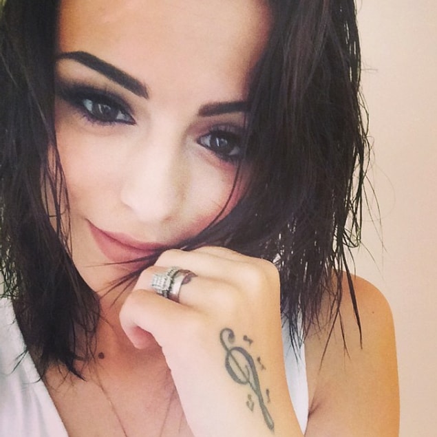 4. Cher Lloyd without her locks is very cute. 😍😇
