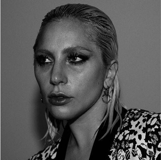7. Lady Gaga's photo shoot for V magazine. 😇