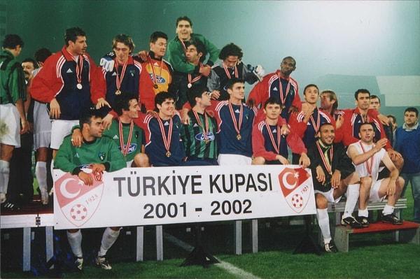 Yeşil-siyahlı kulüp, 1997 ve 2002 yıllarında da Türkiye Kupası'nı kazanarak müzesine götürmüştü.