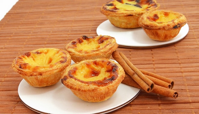 9. Portekiz'e yolunuz düşerse Pastel de Nata yemeden dönmeyin.