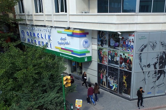 Eskişehir Tepebaşı Belediyesi Gençlik Merkezleri'ne Gelmen İçin 10 Neden