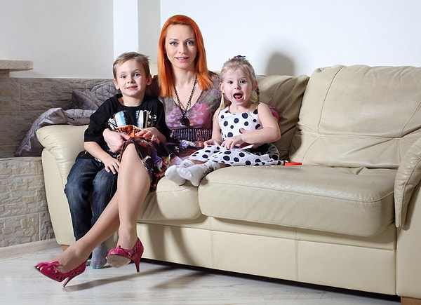 5. Актер сильно разозлился и подал на развод, обвиняя Марину в измене и грозя отобрать у нее детей.