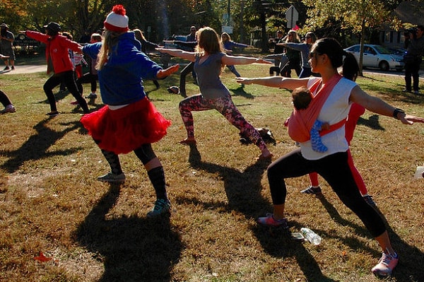 8. Берк сказала, что люди пожертвовали огромное количество санитарно-гигиенических принадлежностей и денег благотворительным фондам, занимающимся проблемами домашнего насилия.