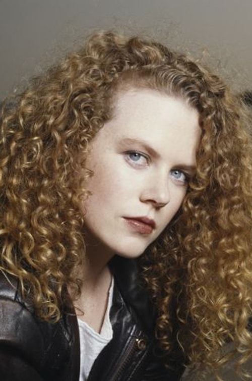 Forrest Gump'ın çocukluk aşkı Jenny rolü için ise Jodie Foster, Nicole Kidman ve Demi Moore gibi isimler düşünüldü. Fakat üç oyuncu da bu rol ile ilgilenmedi.